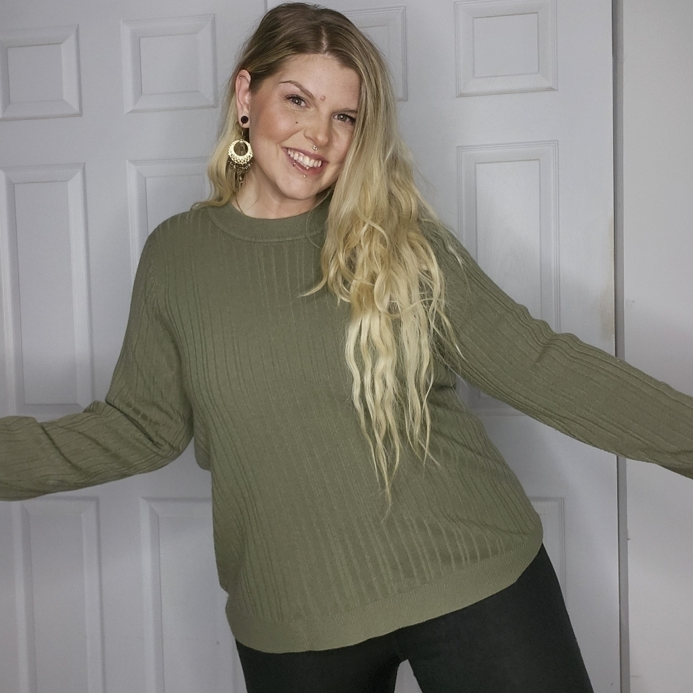 VINTAGE WARDROBE ESSENTIAL KHAKI OLIVE GREEN COZY SOFT PULLOVER KNIT SIZE XL